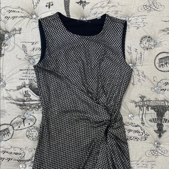 T Tahari Women's Sheath Dress - Picture 3 of 16